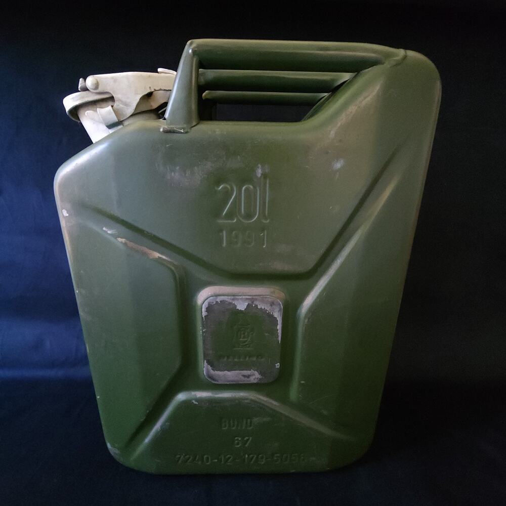 Vintage 1991 Bund 20L 5 Gallon Military Green Jerry Liquid Can Tank by Bellino